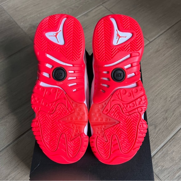 Jordan Two Trey - Picture 7 of 7